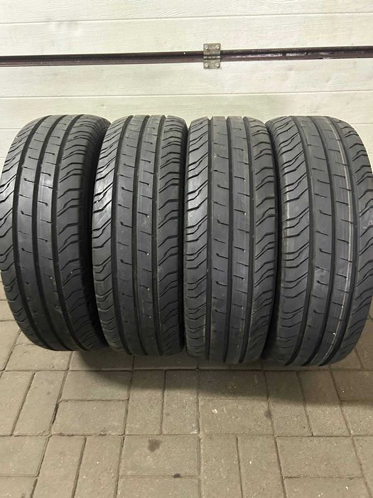 215/60 R17С 109/107T Continrntal ContiVanContact 200