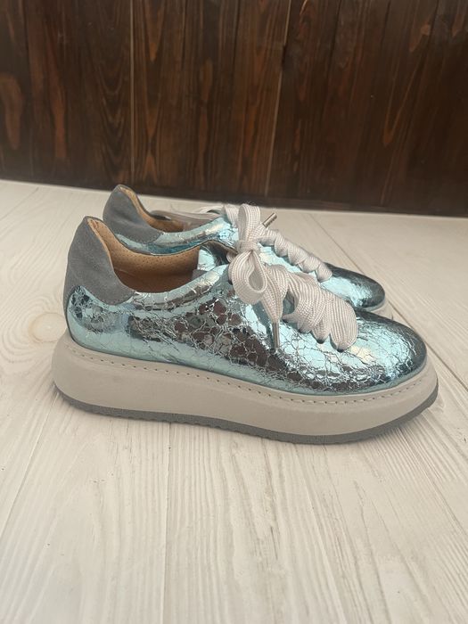 Кросівки жіночі Італія Laura Bellariva 37