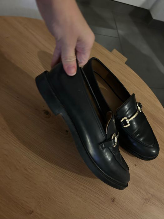 Loafersy mokasyny hm 37