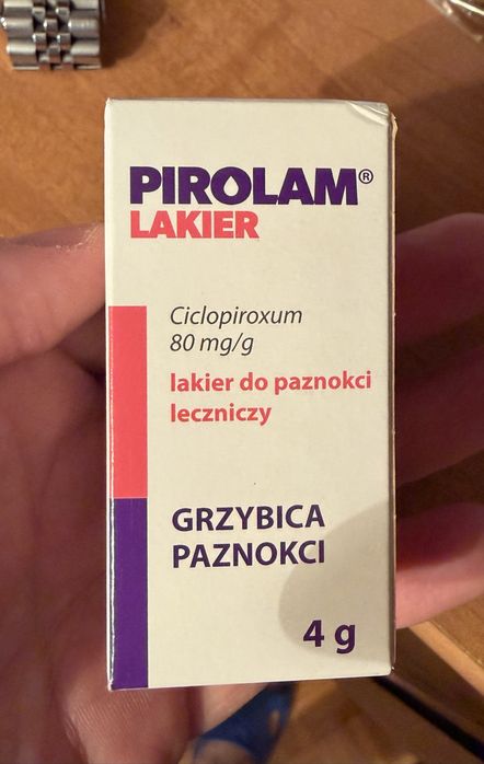 Pirolam lakier na grzybicę paznokci 4g