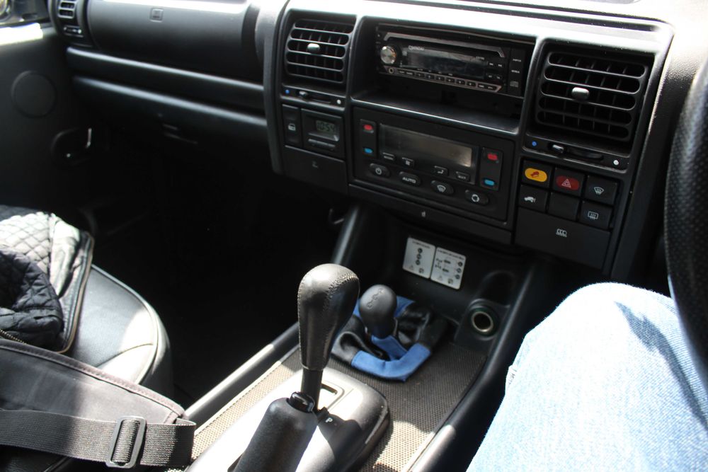 Land Rover DISCOVERY 2,5 (2004) Автомат
