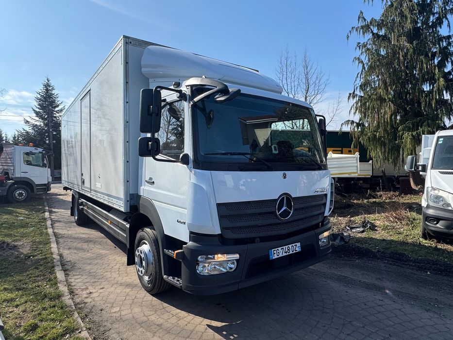 Mercedes-Benz