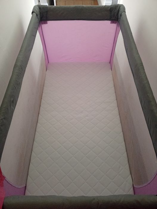 Cama viagem com colchão