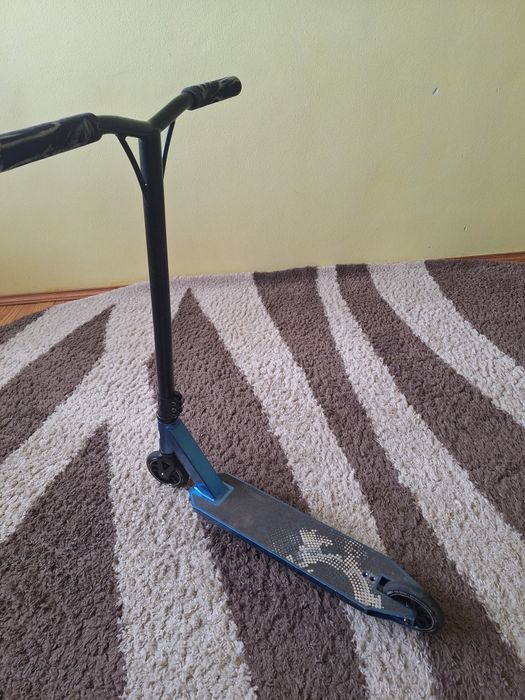 Трюковий самокат Movino X-Core