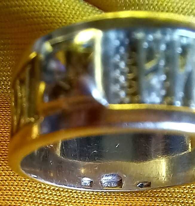 Срібна з золотими вставками каблучка-оберіг  18мм