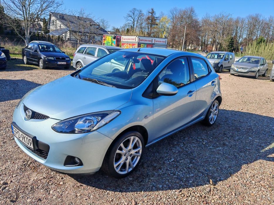 Mazda 2 piękna benzyna