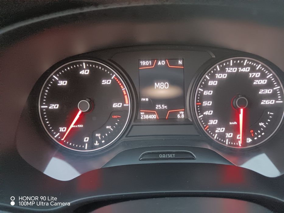 Seat Leon st 1.6 tdi 115cv caixa auto dsg