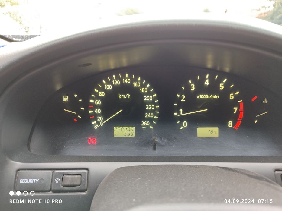 Nissan Maxima QX A 33