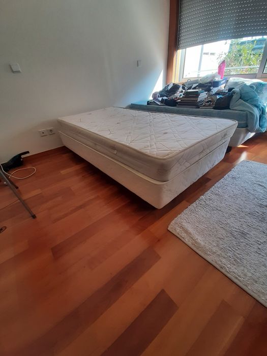 Cama de Solteiro com colchão Pikolin