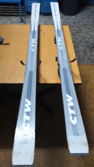 Narty używane bez kijków