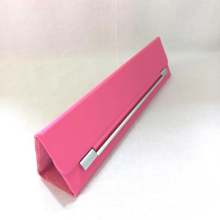 Etui pod tablet Plecy Podstawka różowa Magnez stan bdb