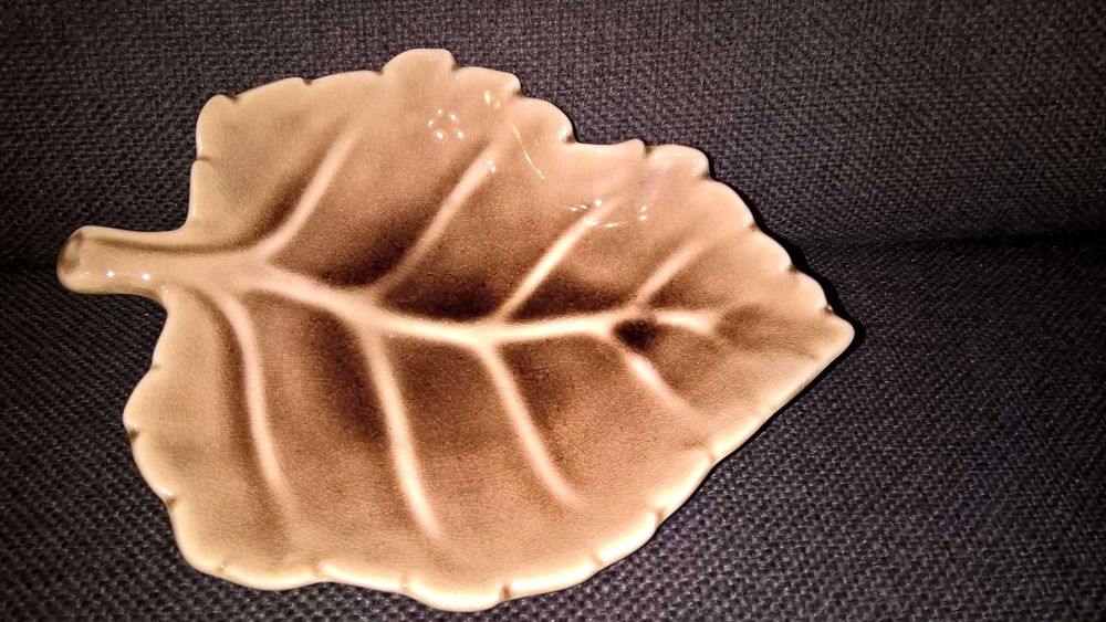 podstawek liść dł. ok. 16,5 cm PRL