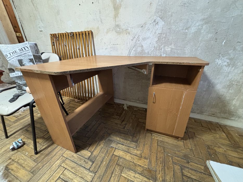 Отдам даром письменный стол. Самовывоз Запорожье