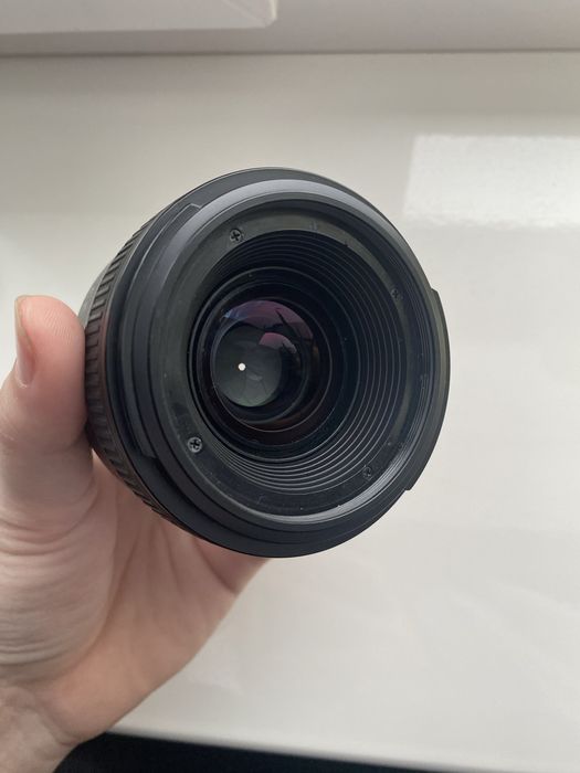 Обʼєктив Yongnuo 35mm f/2 Nikon