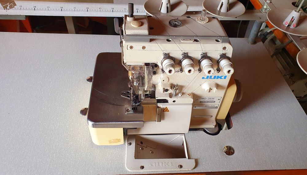 Vendo corte e cose de 2 agulhas juki