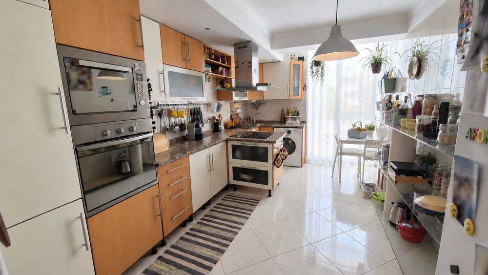 T3 amplo com box privativa | Vialonga | Quinta Flamenga