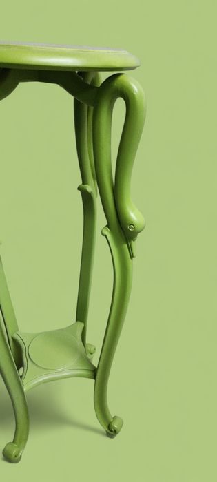 Floreira escultural verde lima