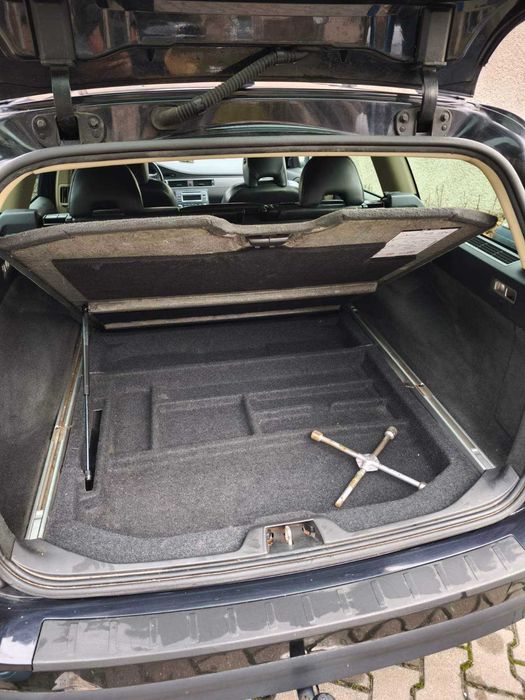 Продам (обміняю на квартиру/будинок) надійний автомобіль Вольво V70 універсал 2008 р народження
