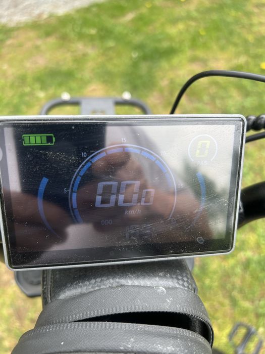Rower elektryk V8PRO