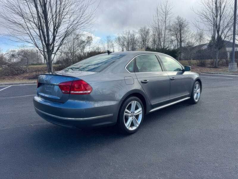 2014 Volkswagen Passat 2.0L TDI SEL Premium