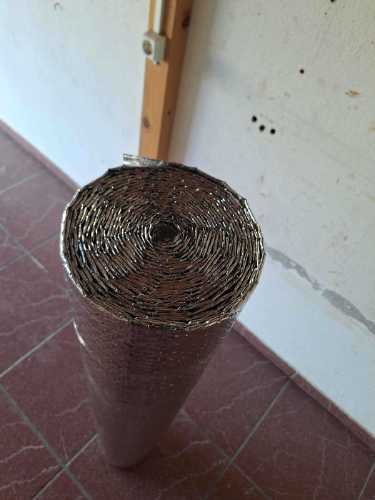 Filme de proteção isolante para paredes