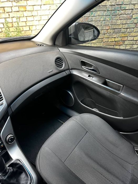 Chevrolet cruze 1,6 2011