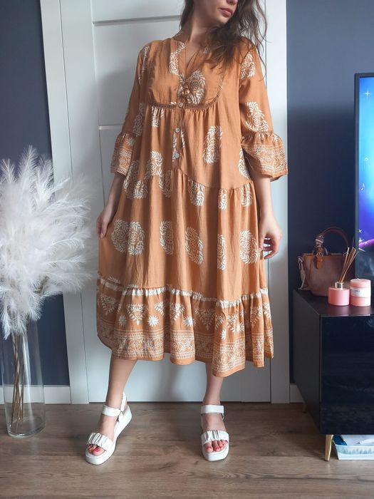 Piękna sukienka midi 2xl / 3xl