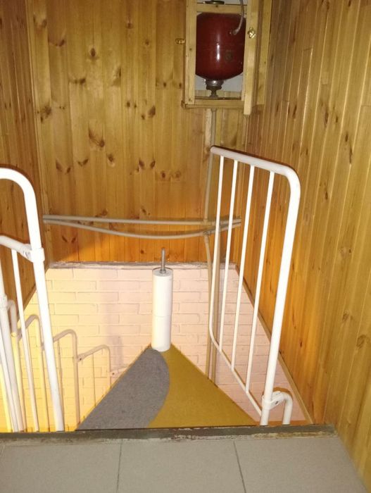 Schody kręcone prawie nowe