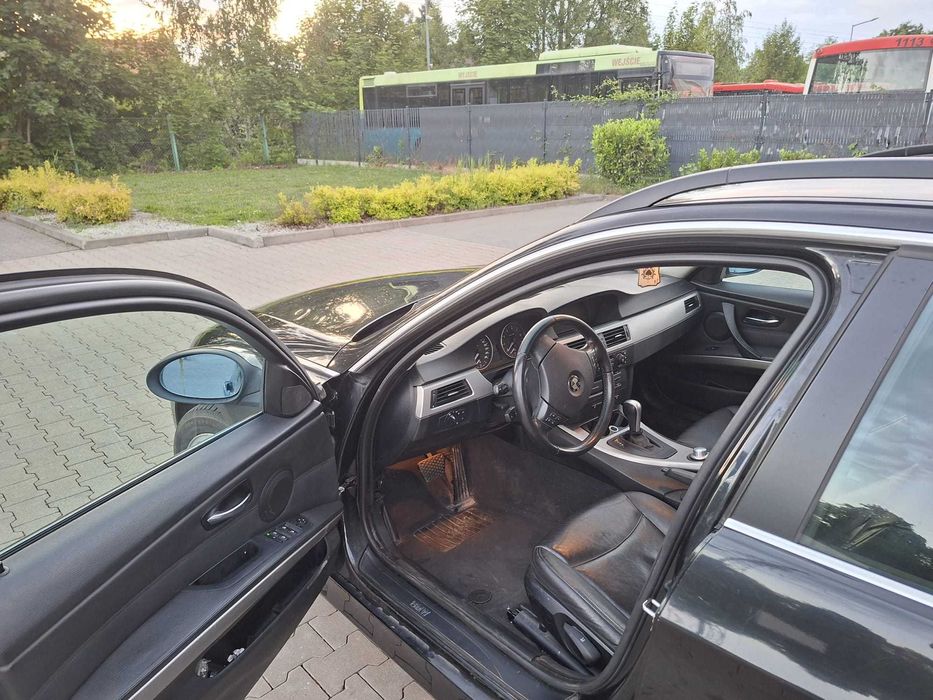 BMW 325i e91, automat