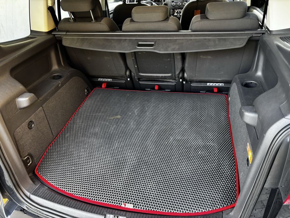 VW TOURAN 2014/11