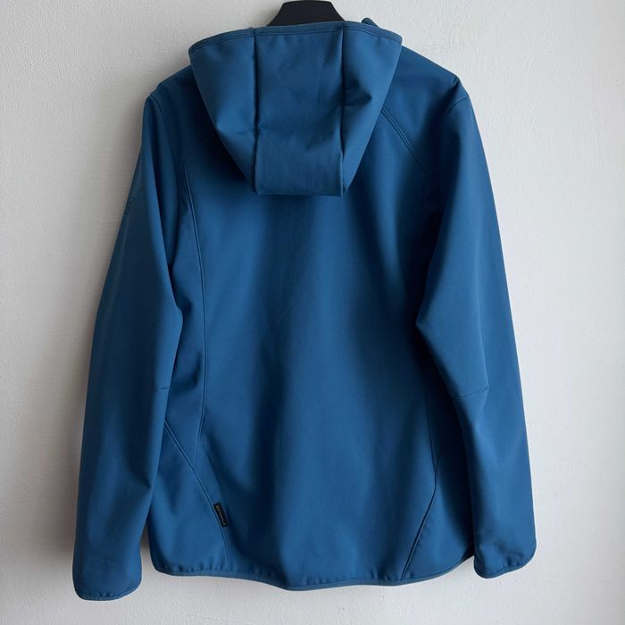 Жіноча куртка софтшел Jack Wolfskin М