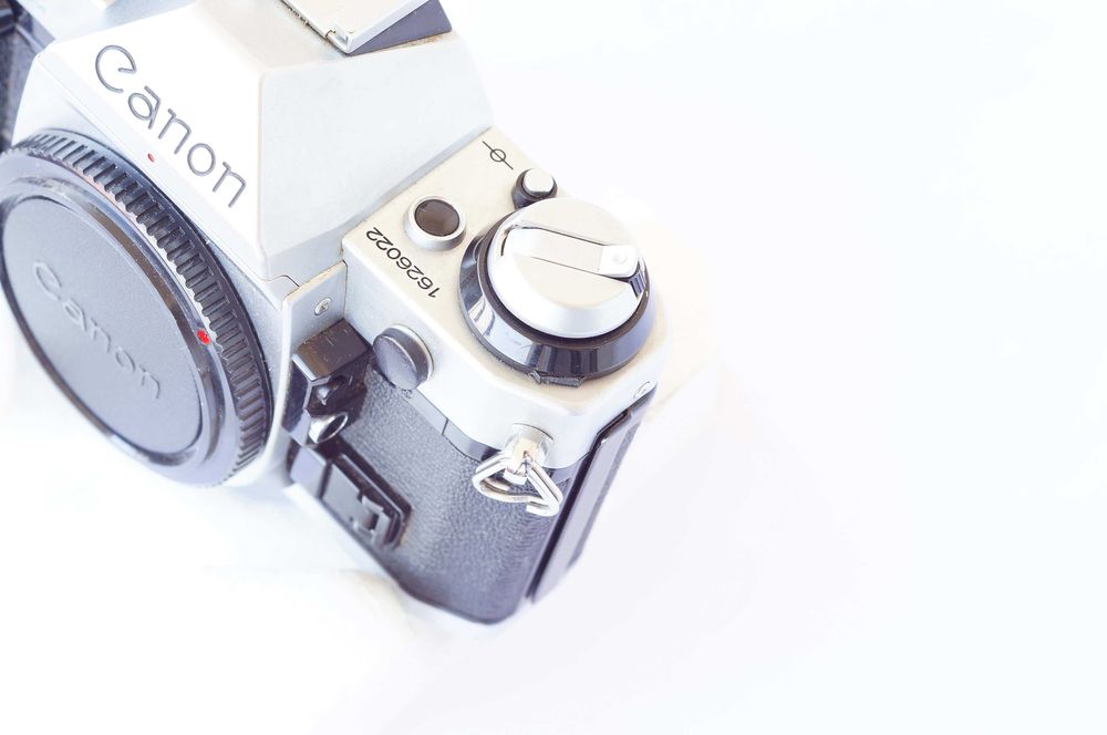 Aparat Canon AE-1 PROGRAM sprawny ładny