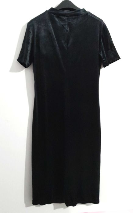 Vestido preto midi de veludo Zara Trafaluc Tam L