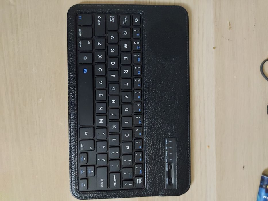 Bezprzewodowa klawiatura bluetooth