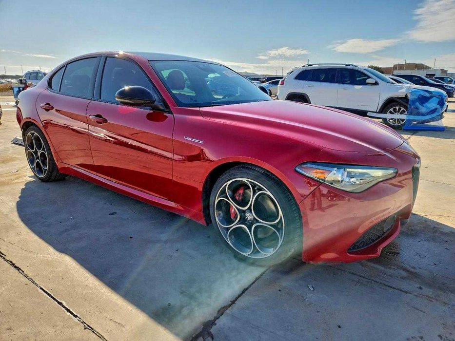 Alfa Romeo Giulia Super