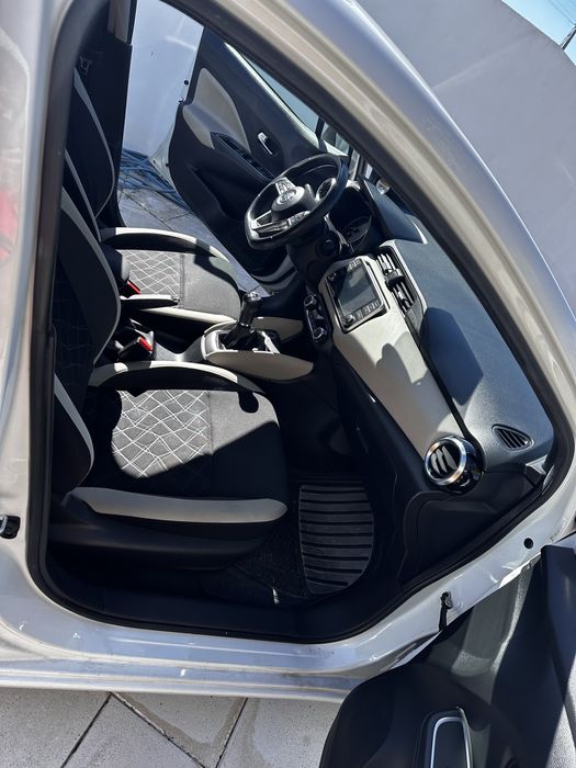 Nissan Micra N-Connecta 1.0 IG-T