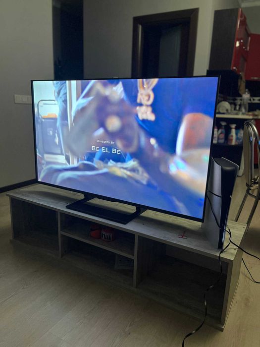 Телевізор HISENSE 50U7Q в идеале | 4K, 144 ГЦ, 50 Дюймов + Сабвуфер