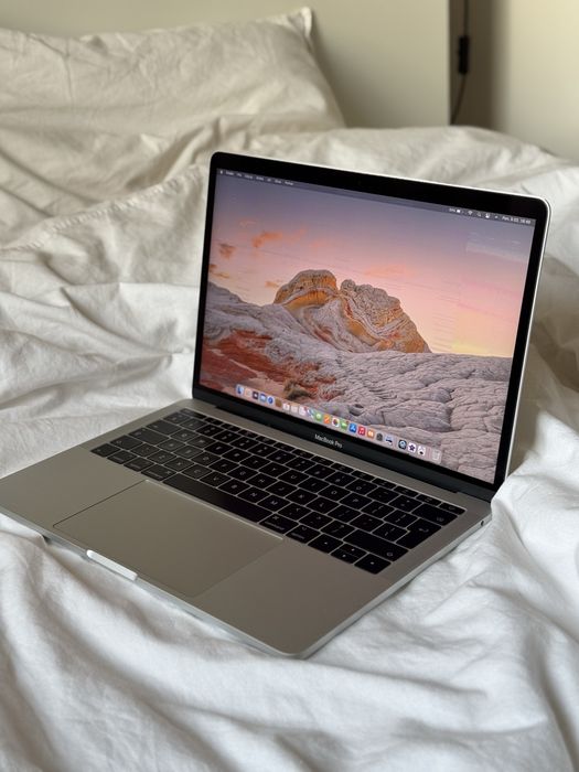 MacBook Pro 13” 2017 (A1708) | i5 | 8 GB RAM | 128 GB SSD | Retina