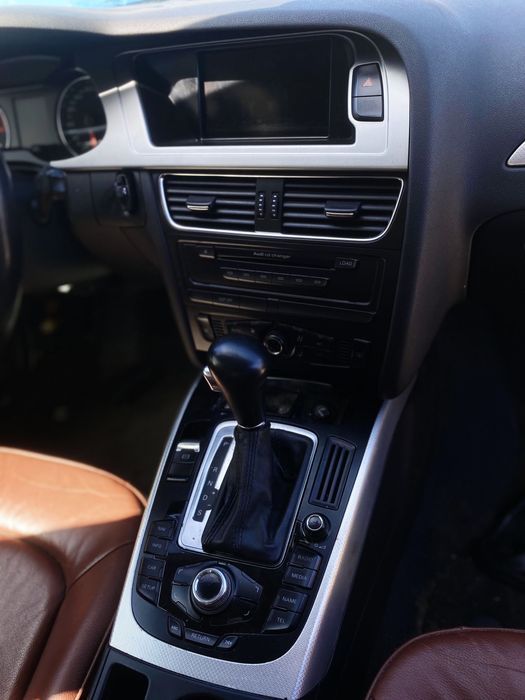 Consola central Audi a4 B8