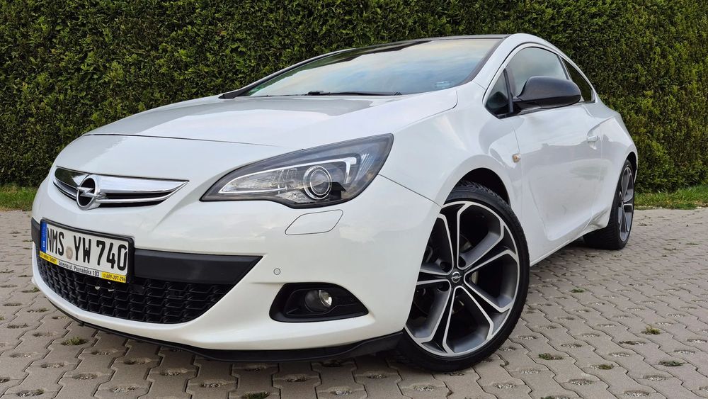 Opel Astra GTC Bi Xenon Skóra Alu 20 Cali