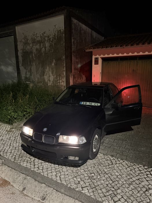 vendo bmw 318i de livrete