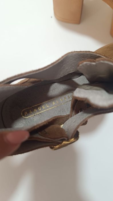 Botim de senhora 40 ( Manuel alves)