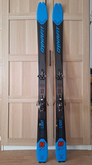 Narty Dynafit black light