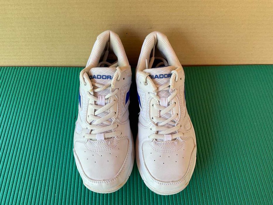 Кросівки DIADORA  37р