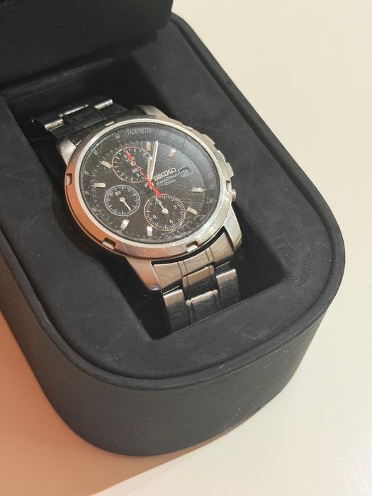 Zegarek Seiko srebrny