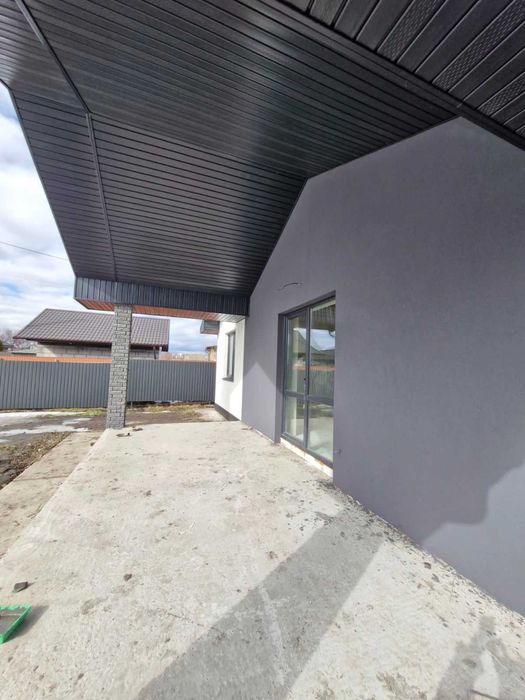 Продаж нового будинку, р-н вул. Бежівка, центр