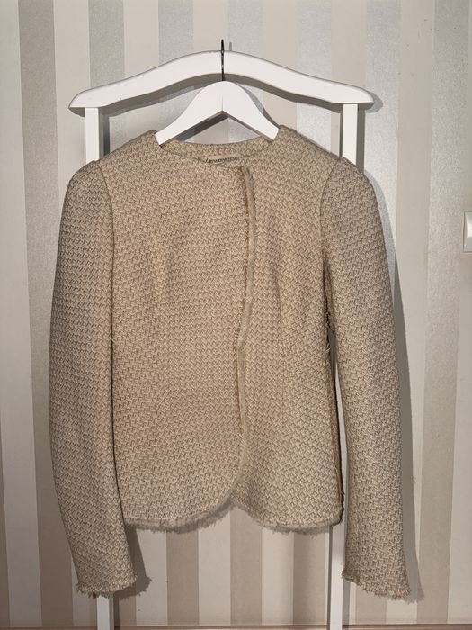 Бежевий, приталений піджак від бренду CIX by IRINA KHARCHENKO