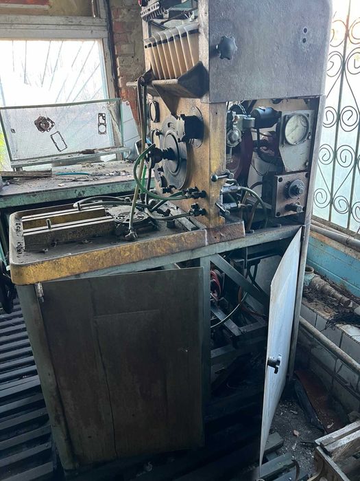 Продам стенд для випробування паливних насосів