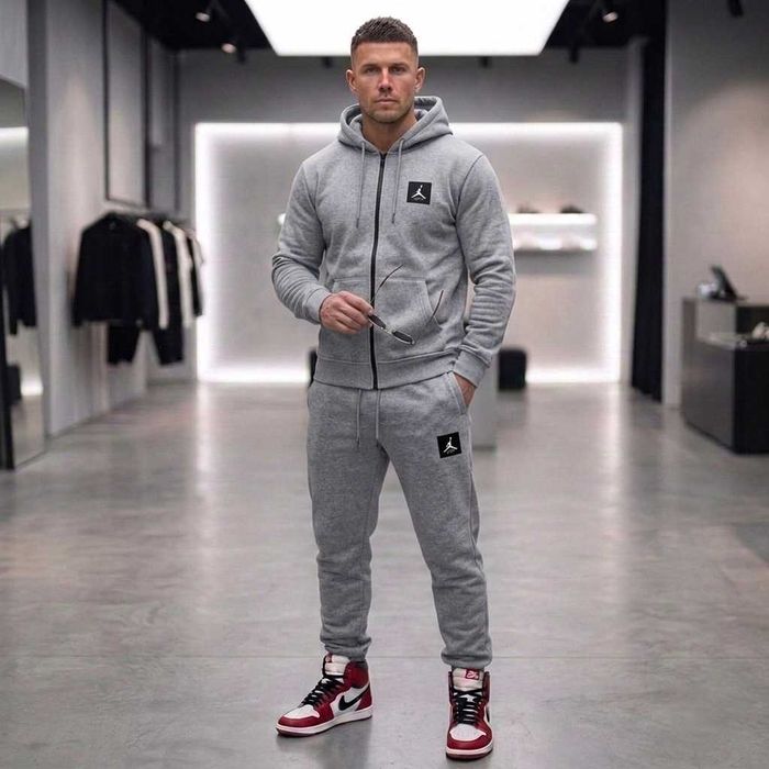 Спортивний чоловічий костюм з капюшоном (худі + штани)