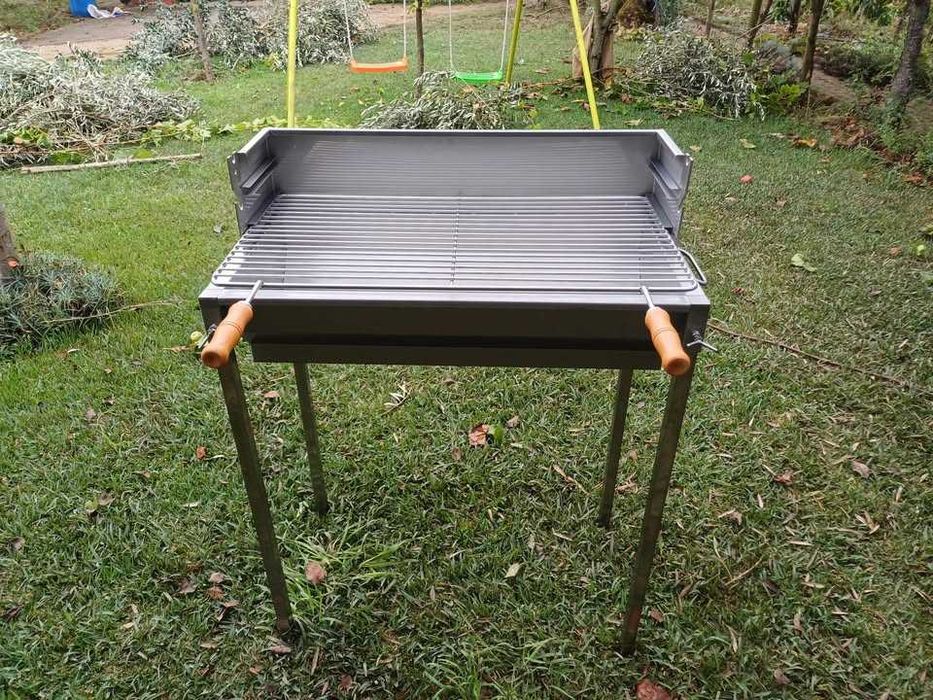 Grelhador/churrasqueira/assador inox 80 cms
